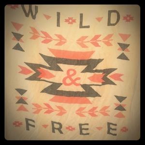 Graphic Wild and Free 3/4 sleeve shirt